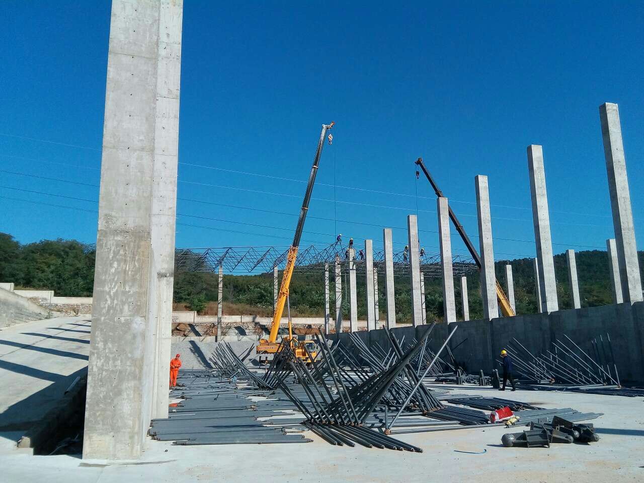 广水搅拌站网架